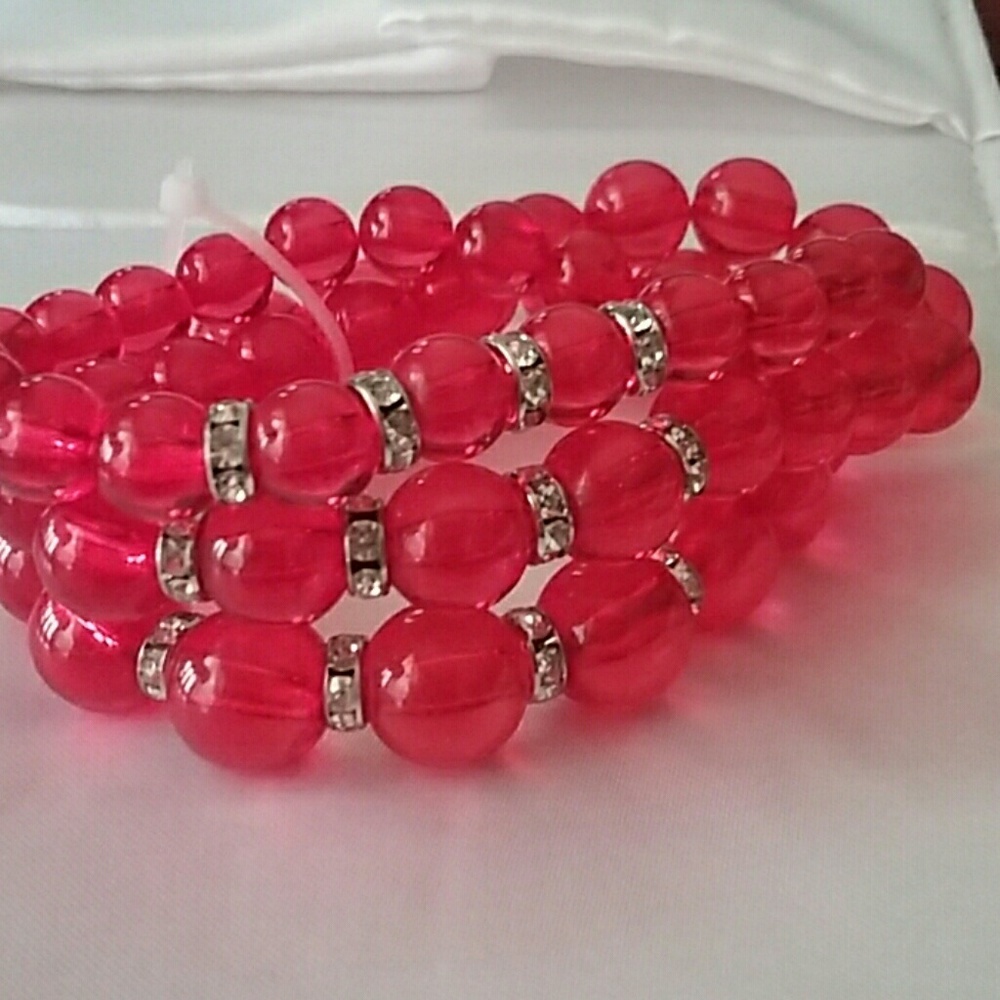 NEW WITHOUT TAG, RED TRIPLE BEAD  BRACELET